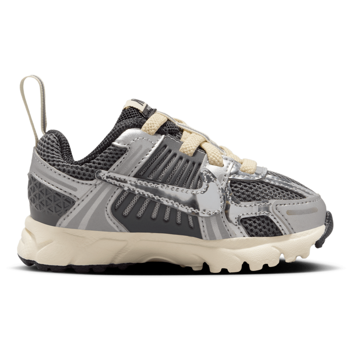 Nike Vomero 5