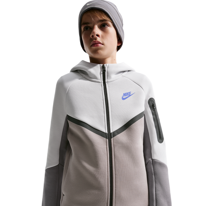 Nike Tech Colorblock