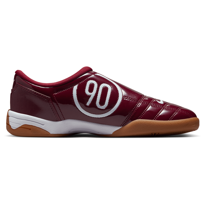 Nike Total 90