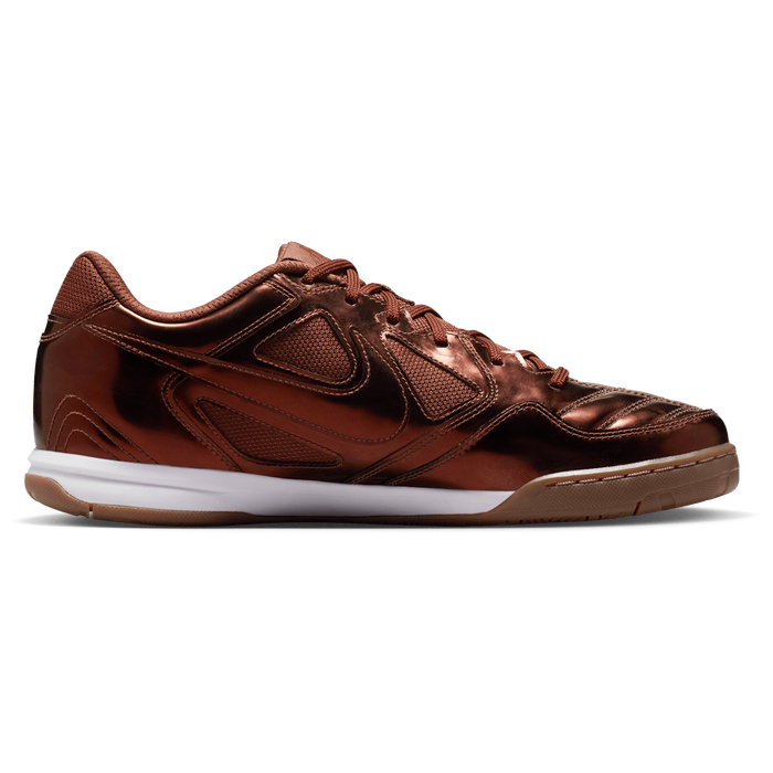 Nike Gato