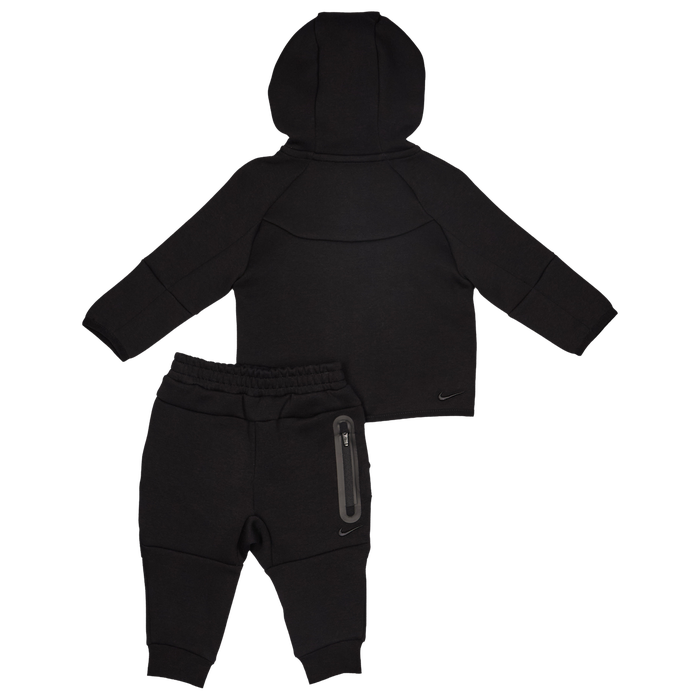 Nike Tech Fleece