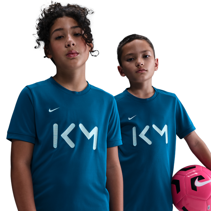 Nike Mbappe