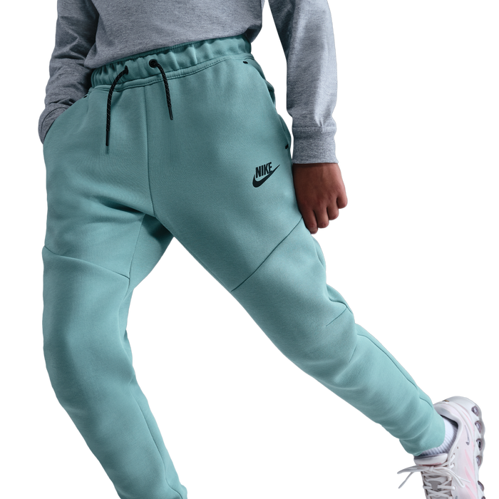 Nike Tech Fleece