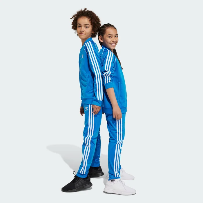 adidas Superstar