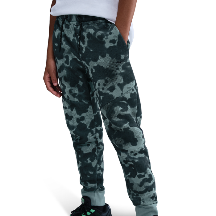 Nike Tech Fleece Aop