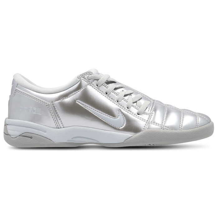 Nike Total 90